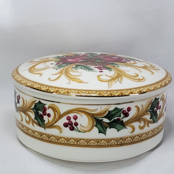 Mikasa "Holiday Orchard" Porcelain Christmas Trinket Box Holly Berries - Picture 15 of 15